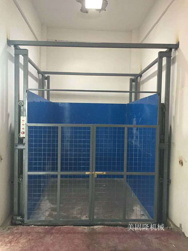 三门峡导轨式升降货梯价格