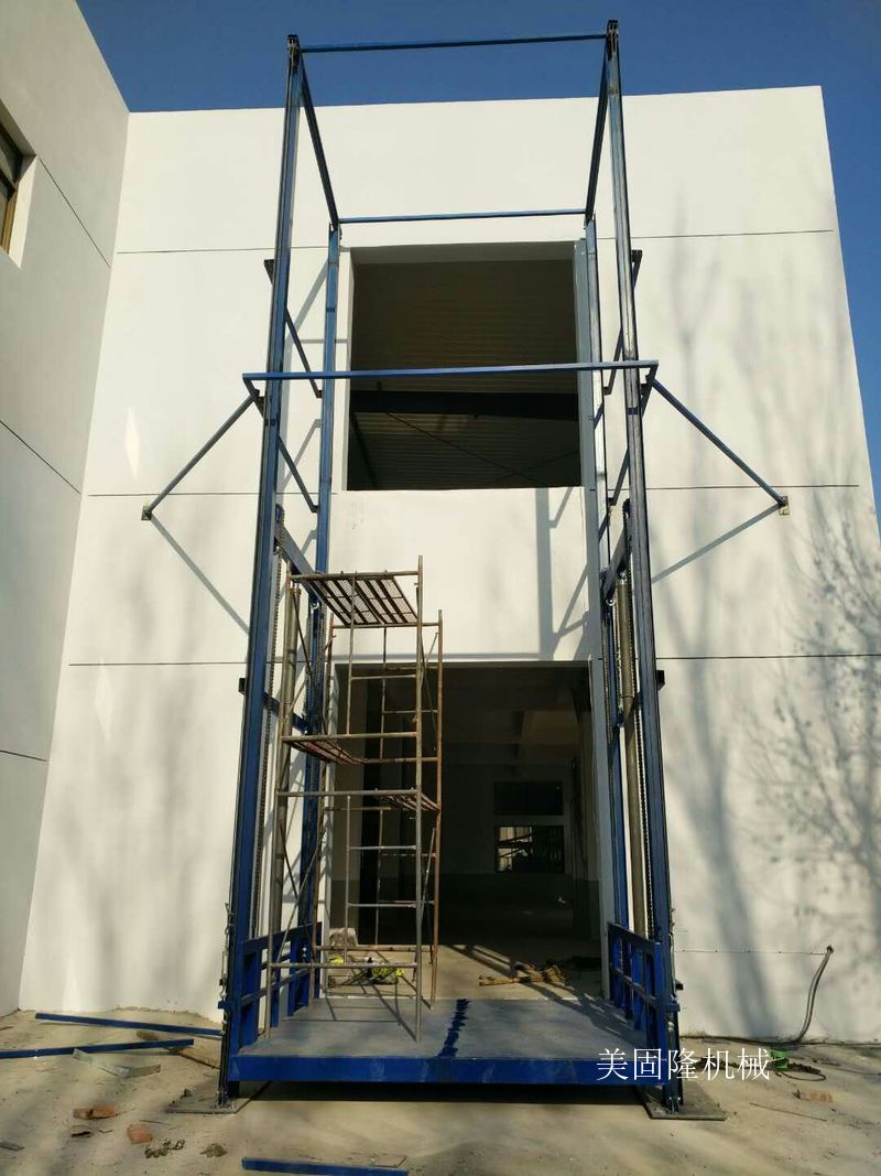 三门峡仓库专用导轨式升降货梯价格