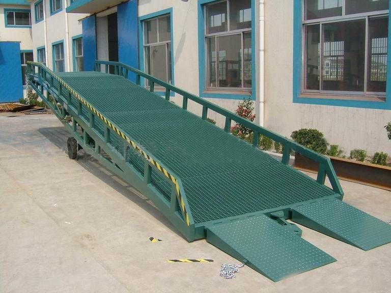 三门峡登车桥厂家